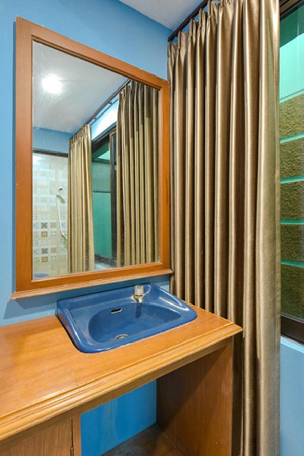 Sekar Ayu Hotel Malioboro Mitra Reddoorz Yogyakarta Exterior foto