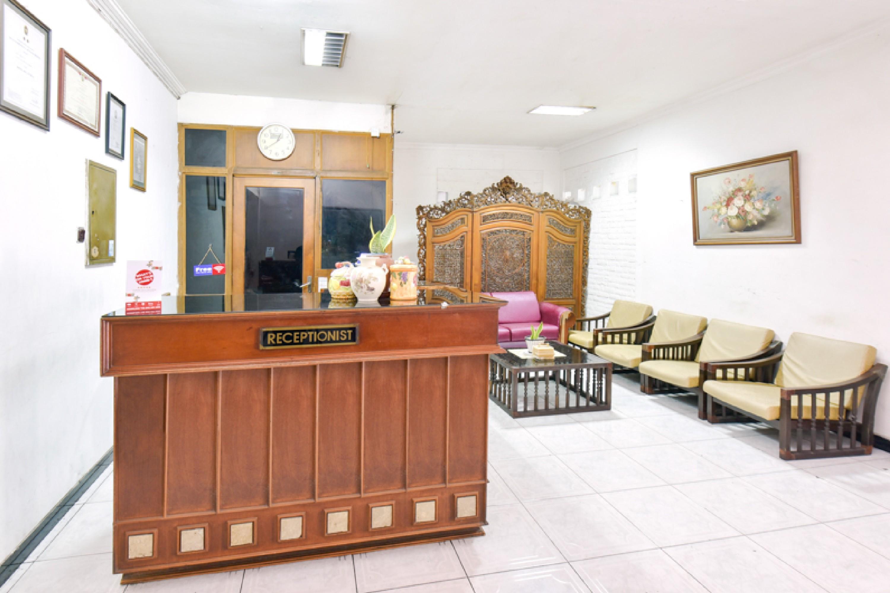 Sekar Ayu Hotel Malioboro Mitra Reddoorz Yogyakarta Exterior foto