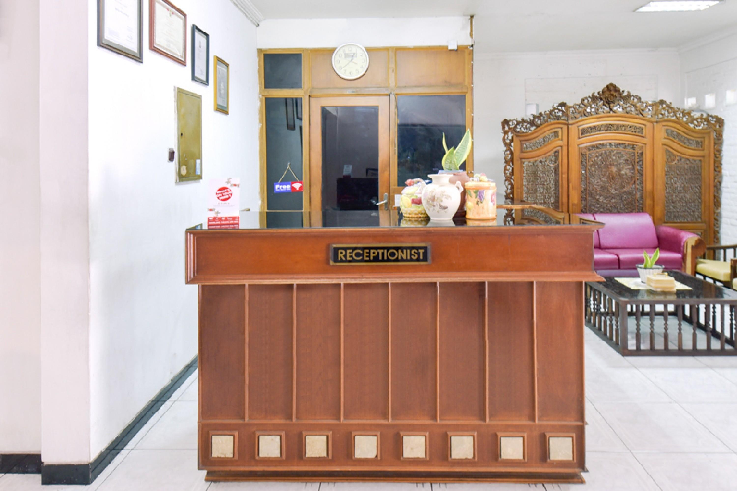 Sekar Ayu Hotel Malioboro Mitra Reddoorz Yogyakarta Exterior foto